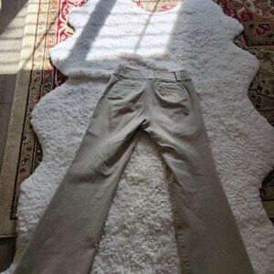 Khaki pants (petite)